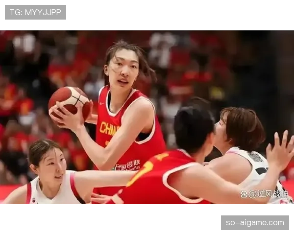 韩旭上场像战神,出机场像走秀,拎的包都能买辆车 韩旭上场像战神,出机场像走秀,拎的包都能买辆车